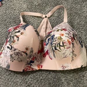 Cacique bra 40DDD
